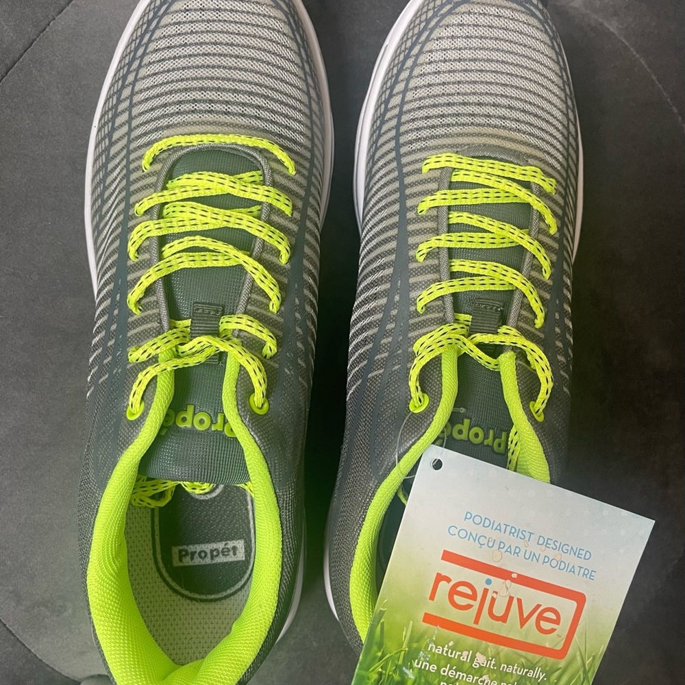 Propet Gray and Neon Green Sneakers - Women’s Size 11 - NEW with Tags